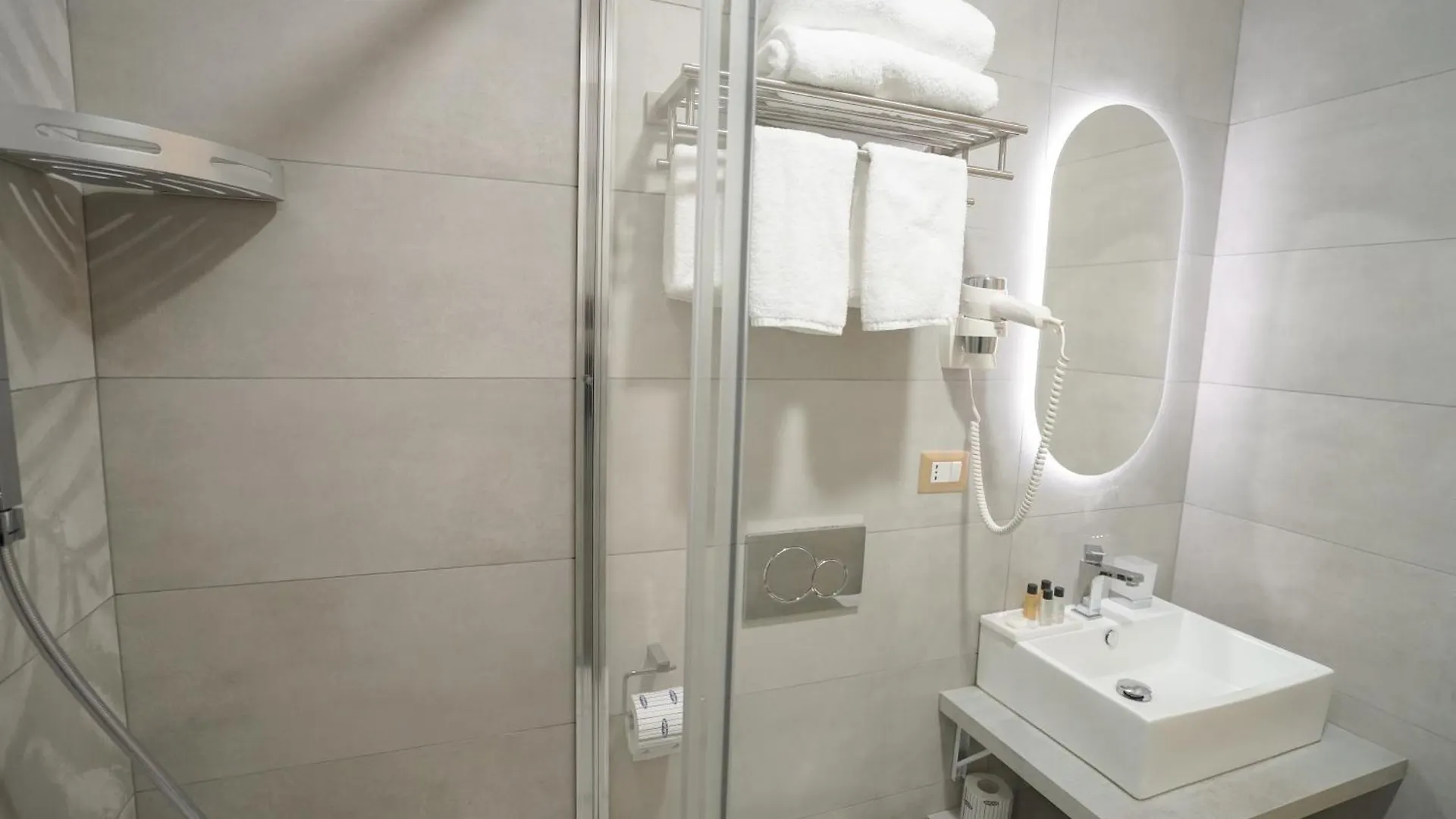 Pensjonat Charm&Bella Guesthouse Rzym