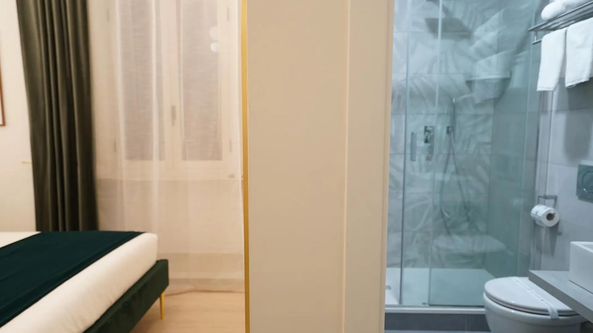 Guest house Charm&Bella Guesthouse Rome